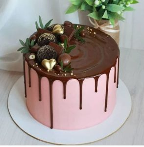 آموزش کیک تولد از صفر تا صد - کلاس کیک تولد در راه روشن در تهران